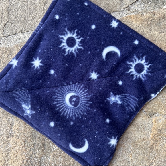 Guinea Pig Rabbit Small Animal Pee Pad Wizard Washable 11” Lap Reversible - Picture 3 of 5